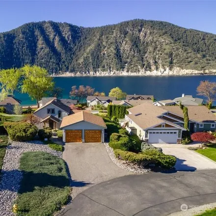 Image 4 - 322 Upper Point Drive, Chelan County, WA 98831, USA - House for sale