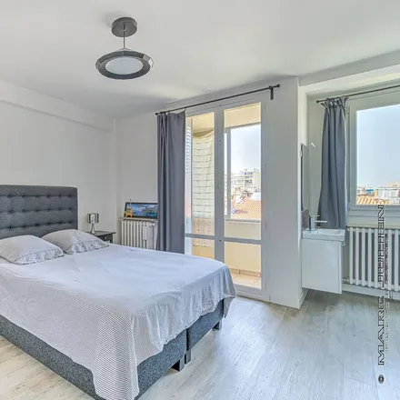 Rent this 2 bed apartment on Marseille in Bouches-du-Rhône, France