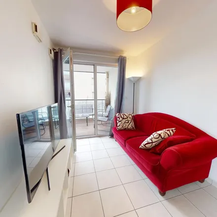 Rent this 1 bed apartment on 91bis Avenue Francis de Pressensé in 69200 Vénissieux, France
