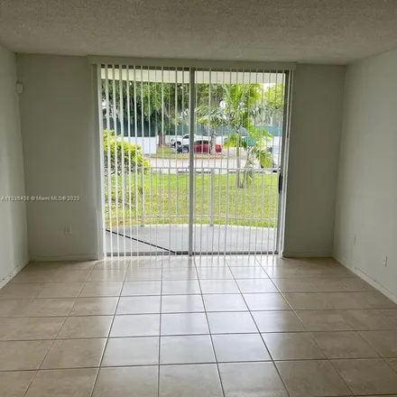 Image 9 - 496 Northwest 161st Street, Miami-Dade County, FL 33169, USA - Apartment for rent