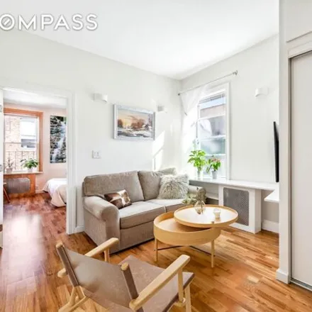 Image 2 - 65 West 107th Street, New York, NY 10025, USA - Condo for sale