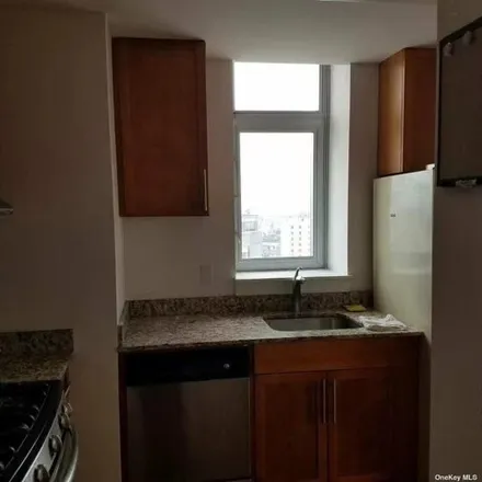 Image 7 - 40-28 College Point Boulevard, New York, NY 11354, USA - Condo for sale