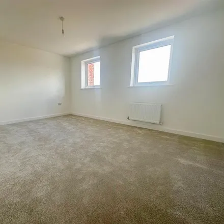 Image 7 - unnamed road, Shirley, B90 4DZ, United Kingdom - Apartment for rent