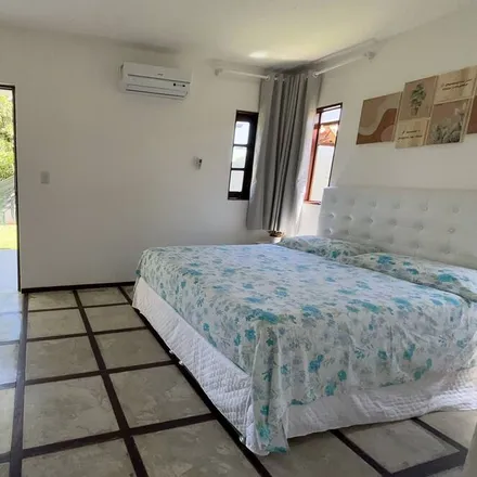 Rent this 5 bed house on Rua Barão de Alagoas in Centro, Maceió - AL