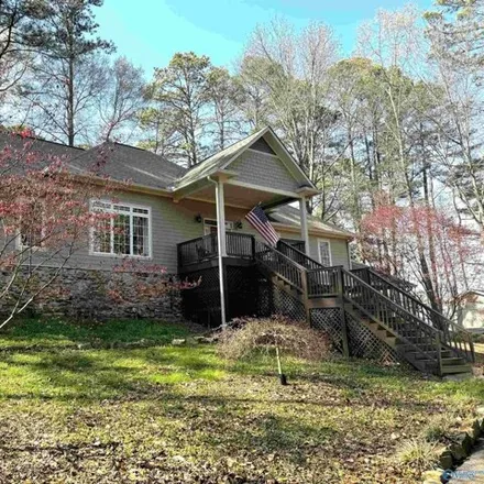 Buy this 4 bed house on 4028 Windsor Drive in Lindsay Lane, Guntersville