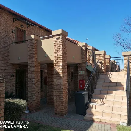 Image 9 - unnamed road, Wapadrand Security Village, Gauteng, 0050, South Africa - Apartment for rent