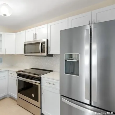 Buy this studio apartment on 166-31 9th Ave Unit 4B in New York, 11357