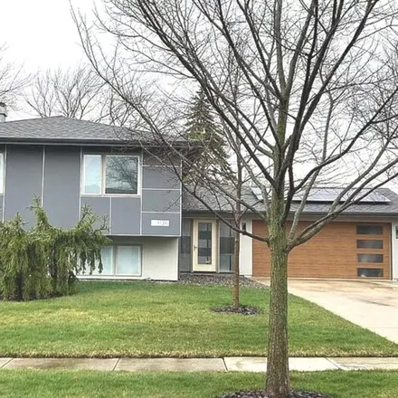 Image 1 - 1126 Englewood Road, Hoffman Estates, Schaumburg Township, IL 60169, USA - House for sale