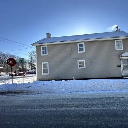 Image 3 - 901 New York Avenue, City of Ogdensburg, NY 13669, USA - House for sale