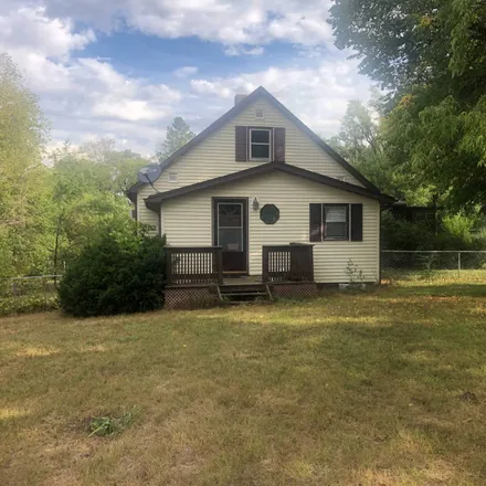 Buy this studio house on 2603 300th Street in Boone, Boone County
