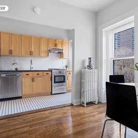 Image 3 - 302 Lafayette Avenue, New York, NY 11238, USA - Townhouse for rent