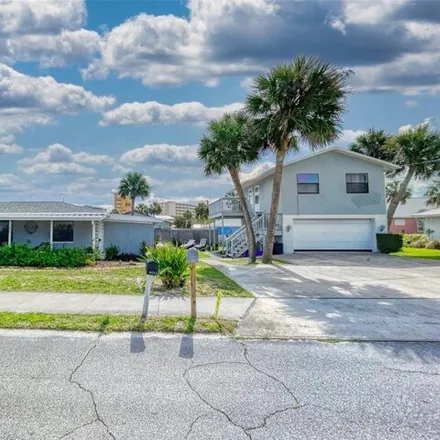 Image 1 - 603 North Pine Street, New Smyrna Beach, FL 32169, USA - House for sale