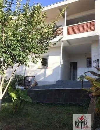 Buy this 3 bed house on Rua Corumbá in Santa Rosália, Poços de Caldas - MG