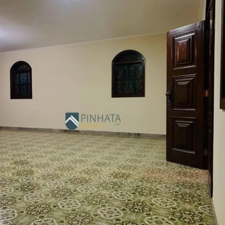 Rent this 2 bed house on Rua Fernando Costa in Centro, Vinhedo - SP
