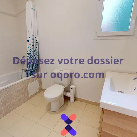 Rent this 3 bed apartment on 45 Rue de Champmaillot in 21000 Dijon, France