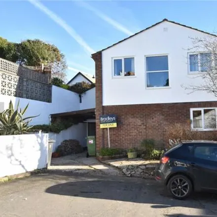 Buy this 3 bed house on Empsons Close in Dawlish, EX7 9BG
