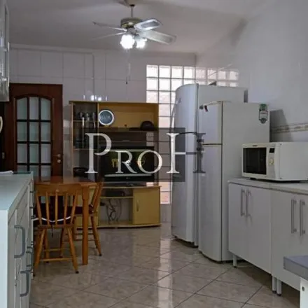 Buy this 3 bed house on Avenida Paranapanema in Mauá, São Caetano do Sul - SP