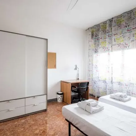 Image 2 - Via Giovanni Amendola 7, 40121 Bologna BO, Italy - Apartment for rent