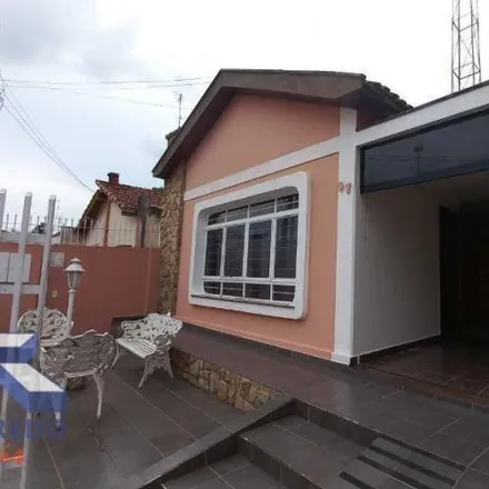 Buy this 3 bed house on 2 in Rua Simeão Sobral, Centro