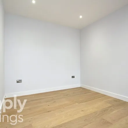 Image 7 - Wilbury Grove, Hove, BN3 3JH, United Kingdom - Apartment for rent