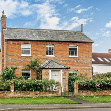 Buy this 4 bed house on High Street in Chalgrove, OX44 7SS