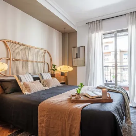 Rent this 4 bed apartment on Calle de Alcalá in 28009 Madrid, Spain