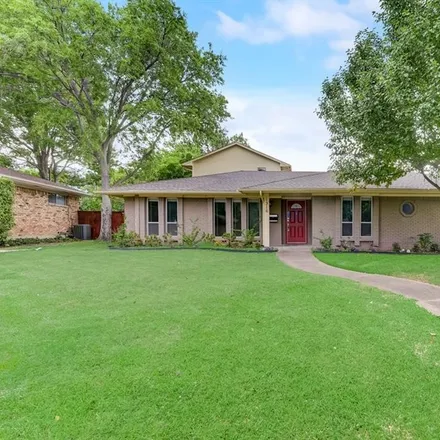 Buy this 4 bed house on 1172 Edgefield Drive in Plano, TX 75075