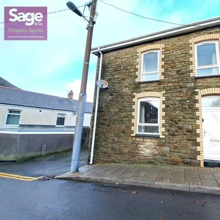Rent this 2 bed house on Silver Street in Pont-y-waun, NP11 7FX