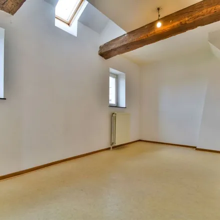 Rent this 1 bed apartment on Rue Emile Matelart 128 in 5190 Jemeppe-sur-Sambre, Belgium