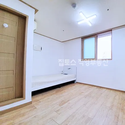 Image 2 - 서울특별시 관악구 신림동 120-65 - Apartment for rent