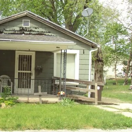 Buy this 4 bed house on 250 West Grove Avenue in Rantoul, IL 61866