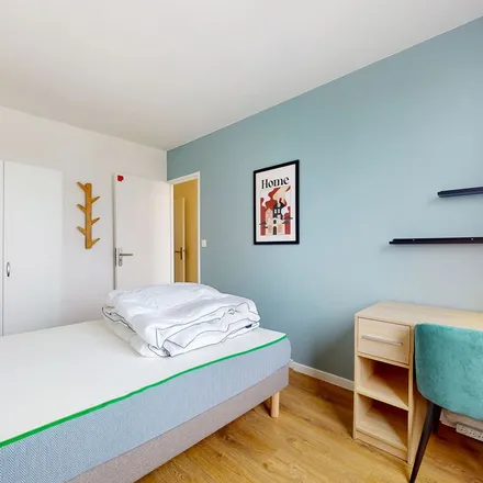 Rent this 1 bed apartment on 3 Rue Robert Lavergne in 92600 Asnières-sur-Seine, France