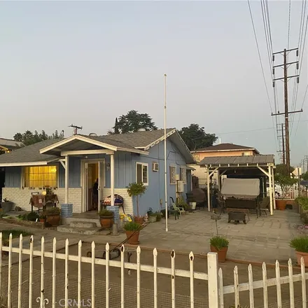 Buy this 2 bed house on 6158 Palm Avenue in Maywood, CA 90270