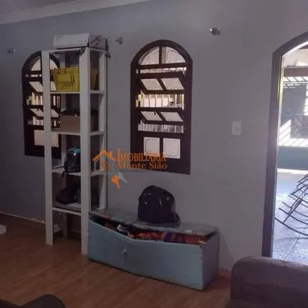 Buy this 2 bed house on Rua Havana in Bela Vista, Guarulhos - SP