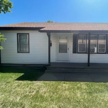 Rent this 2 bed house on 107 North Hayes Avenue in North Platte, NE 69101
