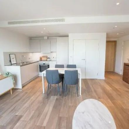 Image 1 - Dressage Court, 54 Three Colts Lane, London, E2 6GQ, United Kingdom - Apartment for rent