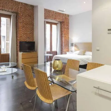 Image 3 - Oita Bistro, Calle de Hortaleza, 30, 28004 Madrid, Spain - Apartment for rent