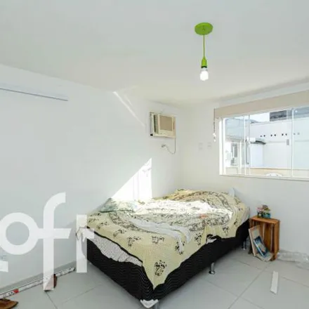 Buy this 6 bed apartment on Praça Alcazar de Toledo in Ipanema, Rio de Janeiro - RJ