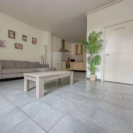 Rent this 1 bed apartment on Place Eugène Derbaix 3 in 7130 Binche, Belgium