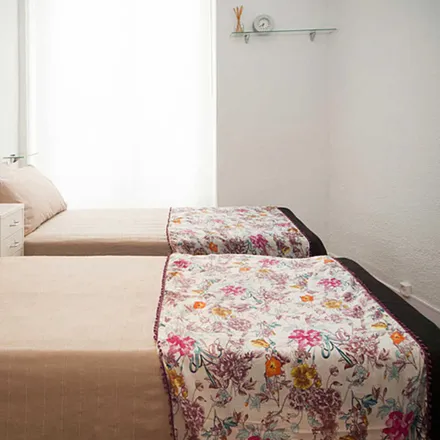 Rent this studio apartment on Madrid in Calle Ministriles, 15