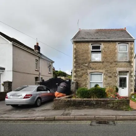Buy this 4 bed house on Co-op Food in 16-18 Afon Road, Llangennech