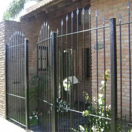 Image 2 - Cervantes 3202, Partido de La Matanza, Villa Luzuriaga, Argentina - House for sale