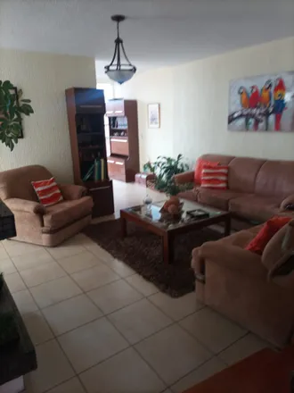 Buy this 3 bed house on Calle Acueducto de Xalpa 181 in 53270 Naucalpan de Juárez, MEX