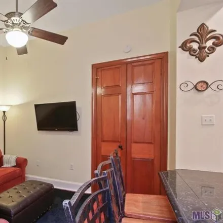 Image 3 - 740 Dauphine Street, New Orleans, LA 70116, USA - House for rent
