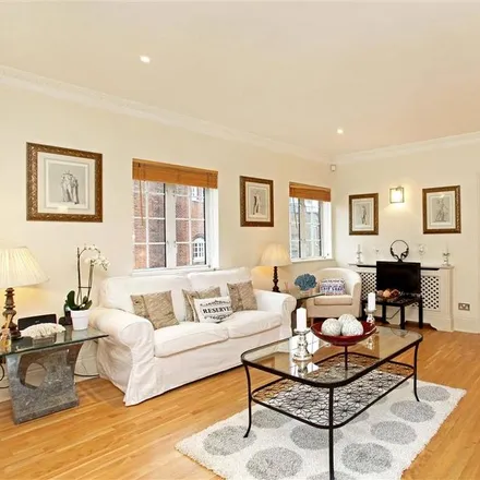 Image 3 - 18 The Mount, London, NW3 6ST, United Kingdom - Apartment for rent