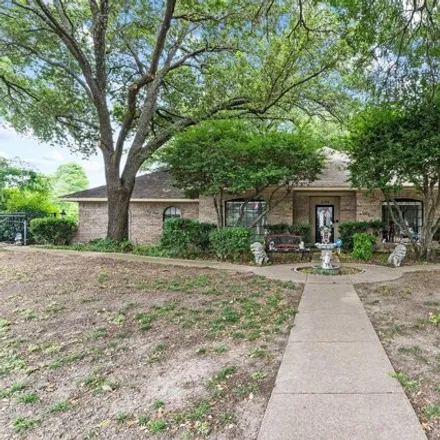 Image 2 - 6501 Lakeshore Court, Dalrock, Rowlett, TX 75089, USA - House for sale