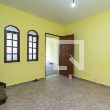 Rent this 2 bed house on Rua Almeida de Campos in Parada Inglesa, São Paulo - SP