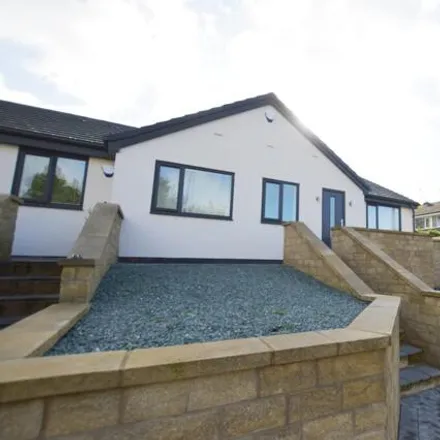 Rent this 4 bed duplex on Littlewood Road in Sheffield, S12 2LS