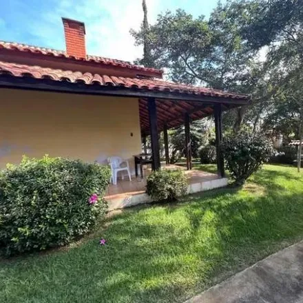 Buy this 4 bed house on Rua Professora Benedita P. Fiuza Orsi in Colina Das Estrelas, Tatuí - SP