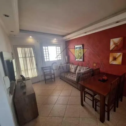 Buy this 2 bed house on Avenida Brasil in Mogi Moderno, Mogi das Cruzes - SP